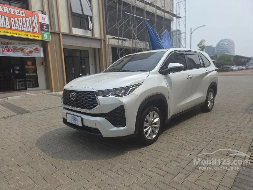 2022 Toyota Kijang Innova V MPV
