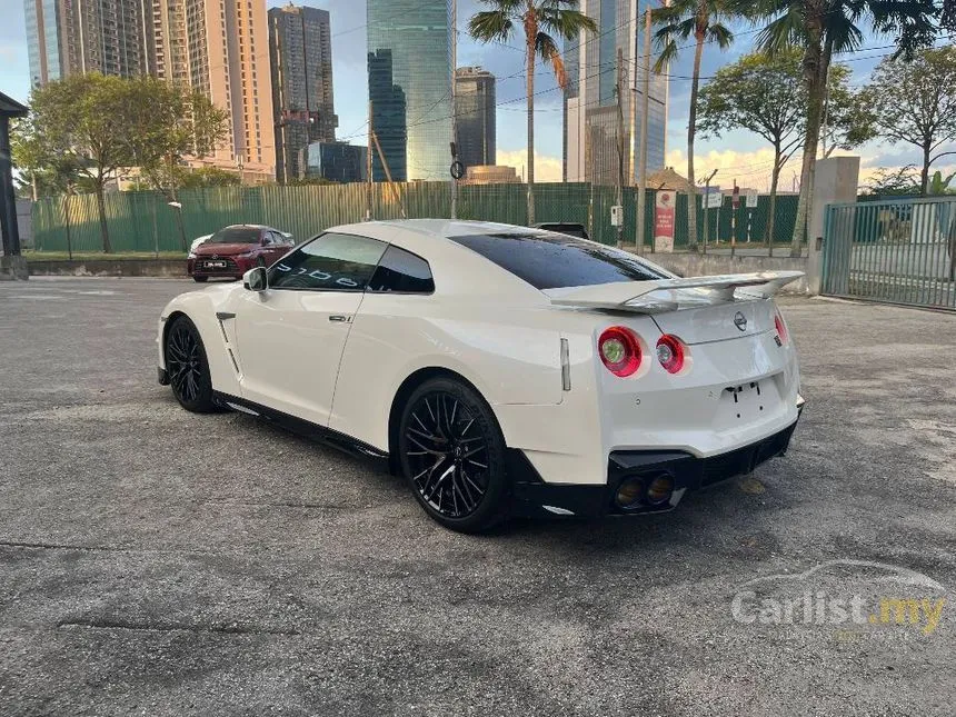 2024 Nissan GT-R Pure Edition Coupe