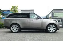ACTUAL UNIT. 2023 Land Rover Range Rover D300. STANDARD WHEELBASE,5 SEATERS. JAPAN SPEC.MERIDIAN ,PANORAMIC ROOF, 360 CAM,PADDLE SHIFT.