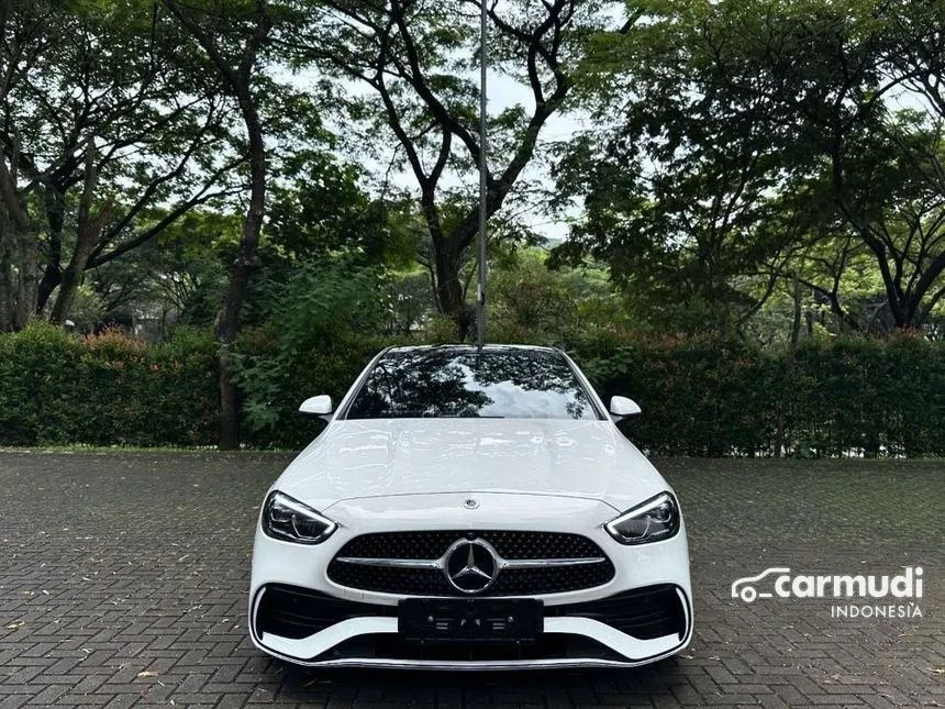 2022 Mercedes-Benz C300 AMG Line Sedan