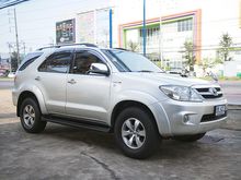2005 Toyota Fortuner 3.0 (ปี 04-08) V SUV AT