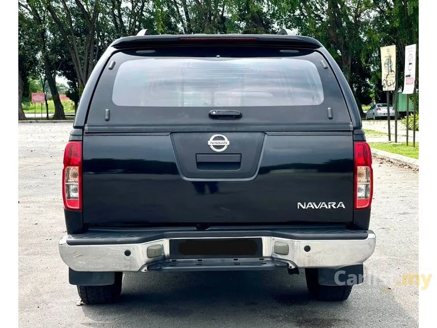 2010 Nissan Navara Calibre Dual Cab Pickup Truck