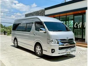 2010 Toyota HIACE 2.5 D4D Van
