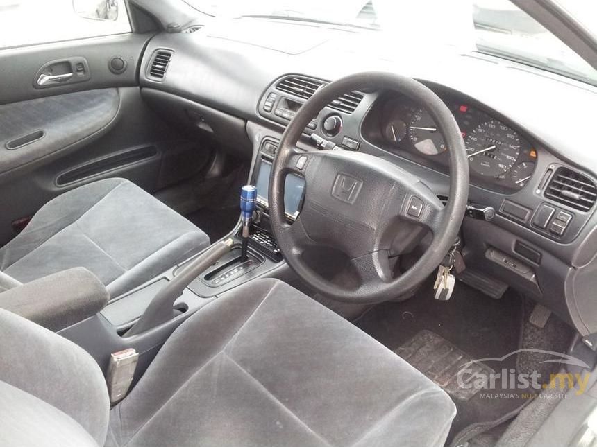 Honda Accord 1994 Exi 2.0 in Kuala Lumpur Manual Sedan White for 