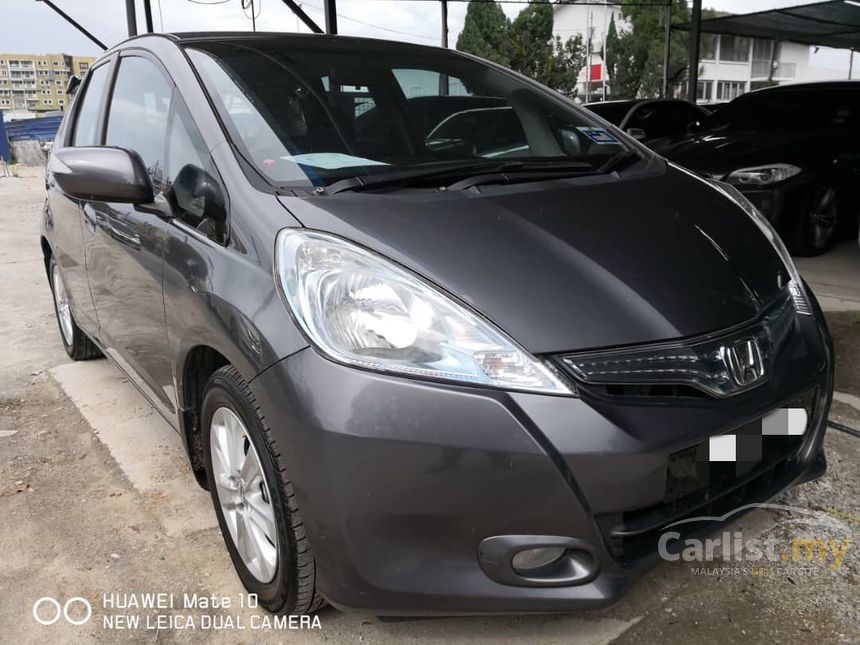 Honda Jazz 2014 Hybrid 13 In Penang Automatic Hatchback Grey For Rm