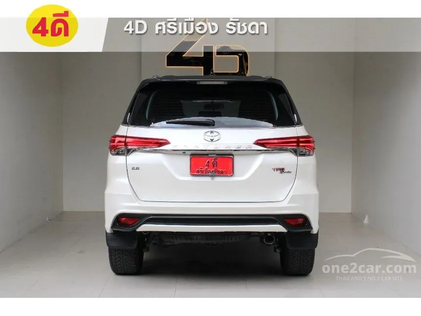 2017 Toyota FORTUNER TRD Sportivo (Blacktop) SUV