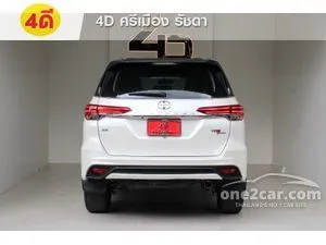 2017 Toyota FORTUNER 2.8 TRD Sportivo (Blacktop) SUV