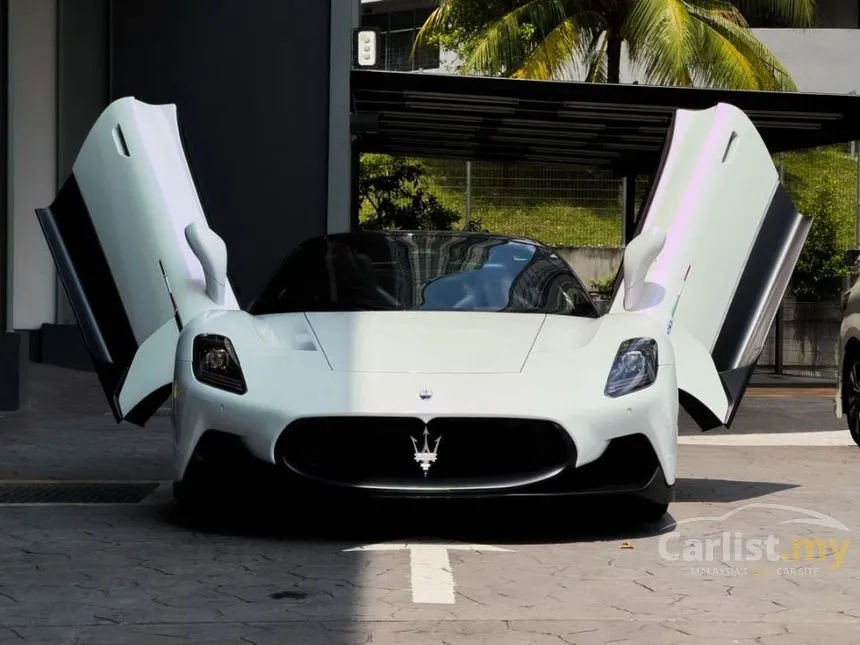 2023 Maserati MC20 Cielo Convertible