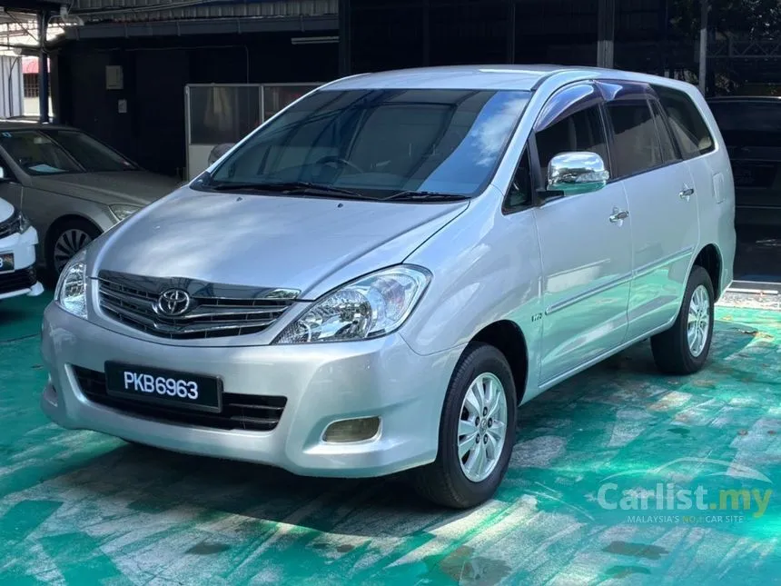 2011 Toyota Innova G MPV