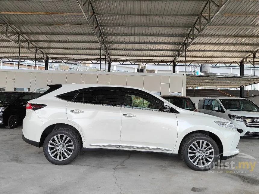 2019 Toyota Harrier Premium SUV