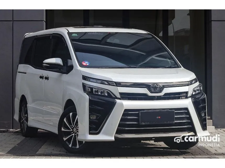 2019 Toyota Voxy MPV