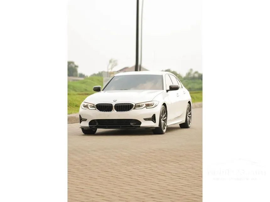 2020 BMW 320i Sport Sedan