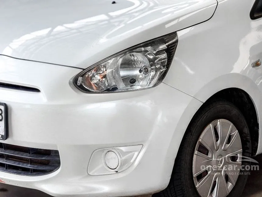 2013 Mitsubishi MIRAGE GLX Hatchback