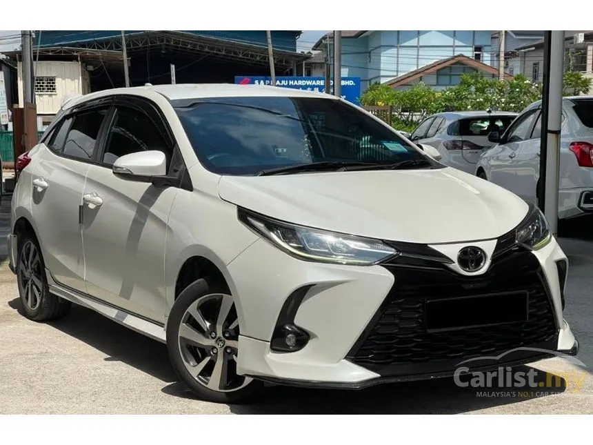 2022 Toyota Yaris E Hatchback