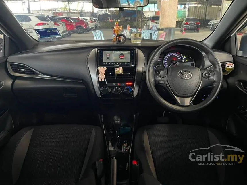 2022 Toyota Yaris E Hatchback