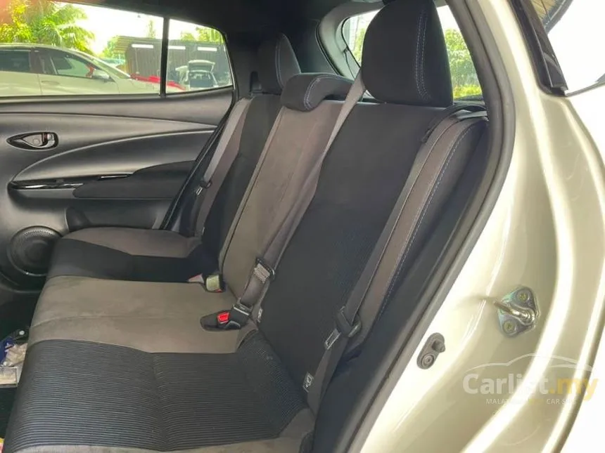 2022 Toyota Yaris E Hatchback