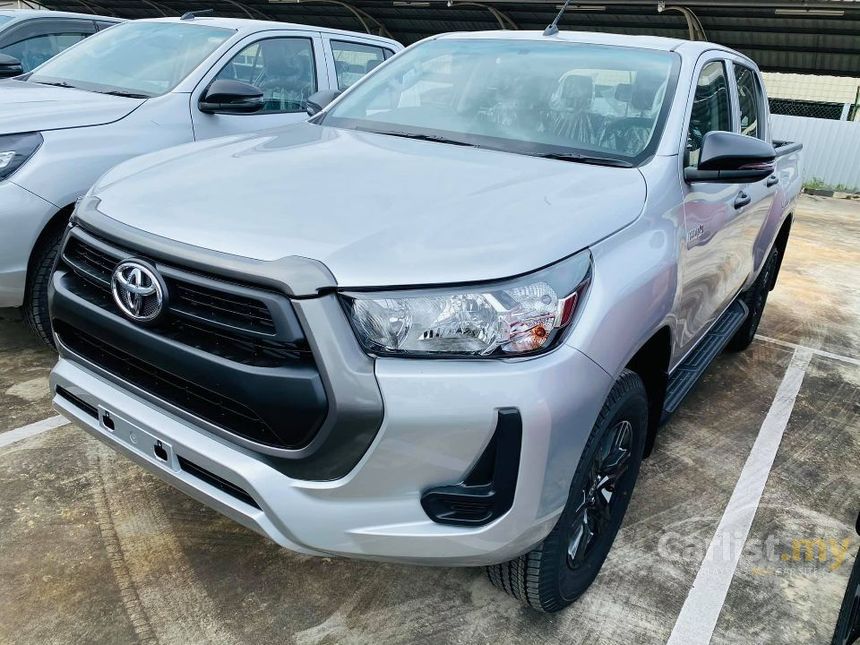 Baru 2024 Toyota Hilux 2.4 E Dual Cab Pickup Truck - Carlist.my