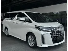 2020 Toyota Alphard 2.5 S 7 SEATER -15K KM ONLY ORIGINAL / 2 POWER DOOR / APPLE CARPLAY / BLACK INTERIOR / ALL ORIGINAL / RECON UNREG LAST UNIT