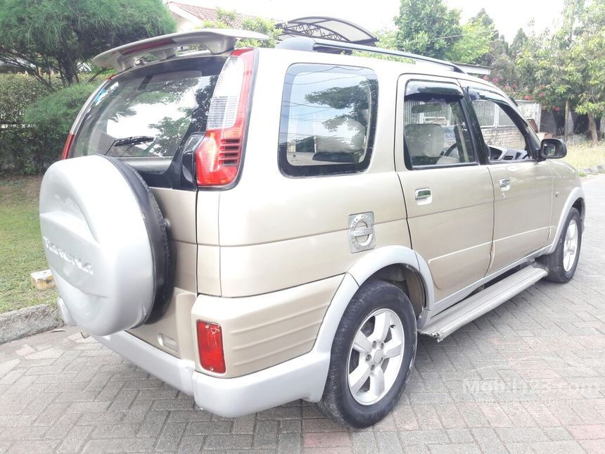 Jual Mobil Daihatsu Taruna 2006 FL 1.6 di Jawa Timur 