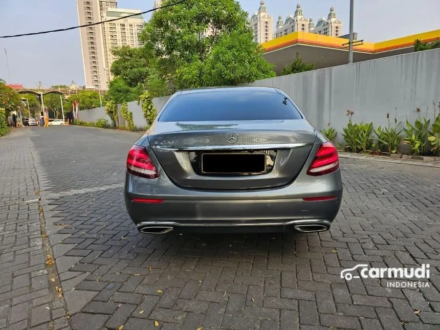 2017 Mercedes-Benz E250 Avantgarde Sedan