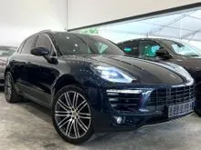 2016 Porsche Macan 2.0 SUV Guranteed in GREAT Condition