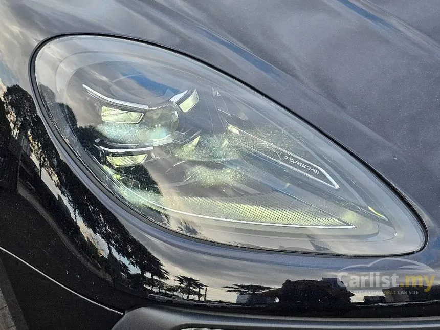 2022 Porsche Macan SUV