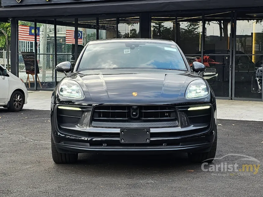 2022 Porsche Macan SUV