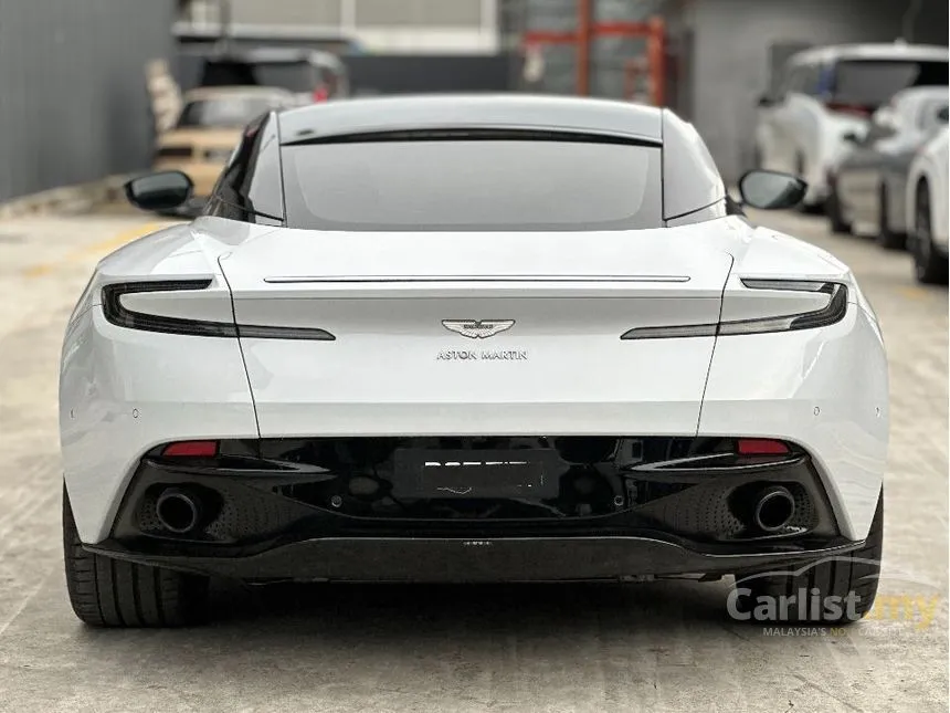 2018 Aston Martin DB11 V12 Coupe
