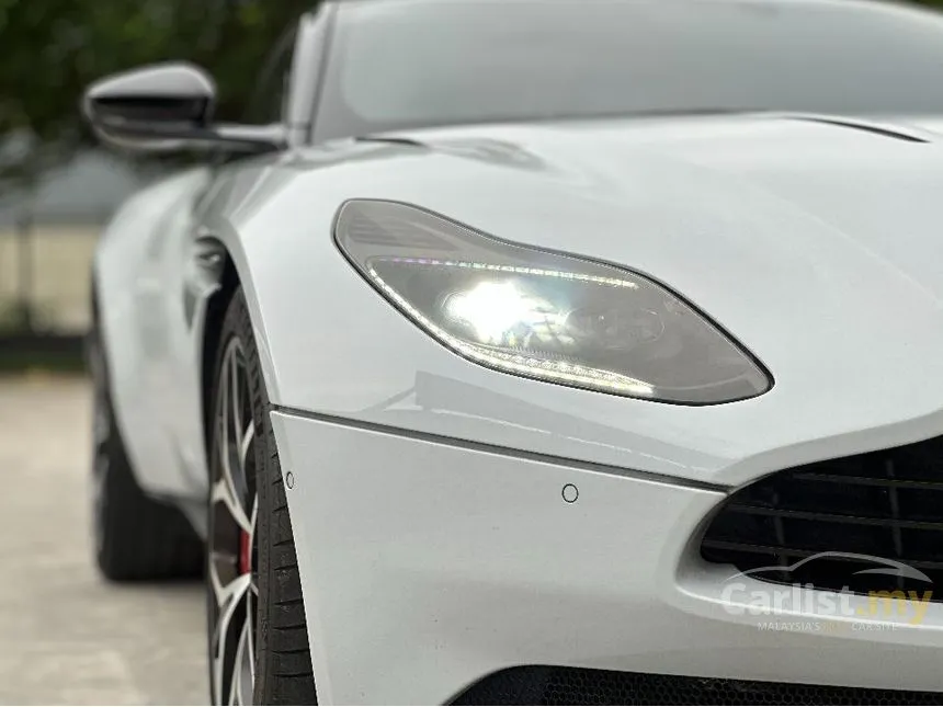 2018 Aston Martin DB11 V12 Coupe