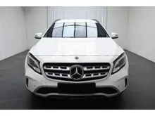 2019 Mercedes-Benz GLA200 1.6 Style SUV (A) 68K MILEAGE FULL SERVICE RECORD / LIKE NEW