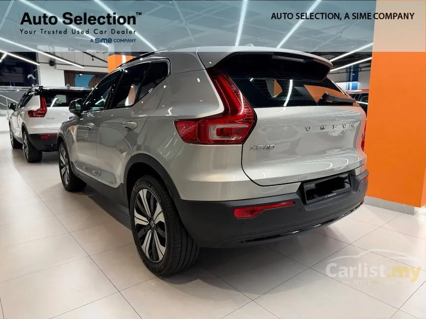 2023 Volvo XC40 Recharge T5 R-Design SUV