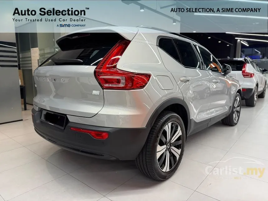 2023 Volvo XC40 Recharge T5 R-Design SUV