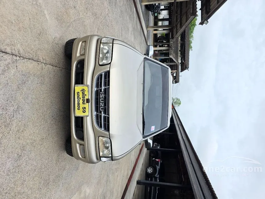 2001 Isuzu DRAGON POWER Rodeo LS Space Cab Pickup