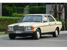 1983 Mercedes-Benz 230E 2.3 W123 (ปี 76-85) Classic Sedan