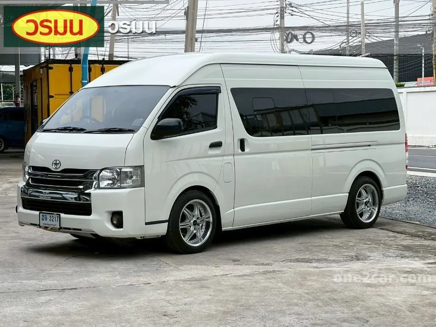 2015 Toyota HIACE D4D Van