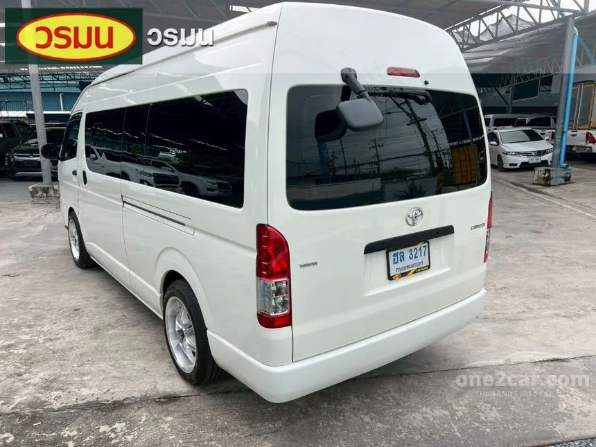 2015 Toyota HIACE D4D Van