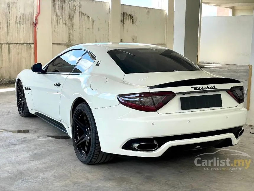 2010 Maserati GranTurismo S Coupe
