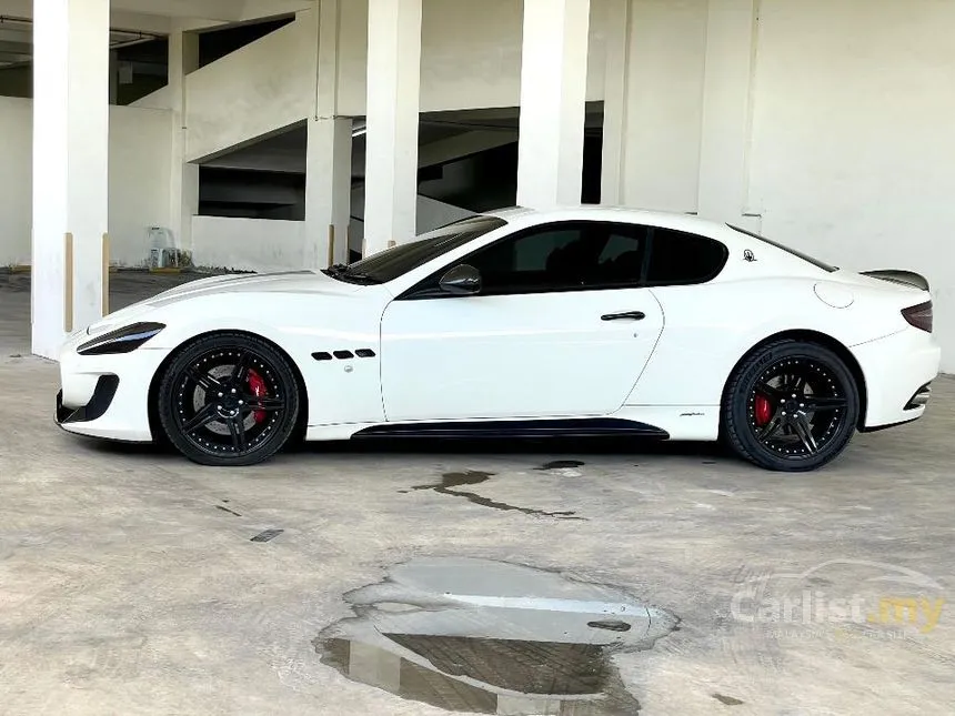 2010 Maserati GranTurismo S Coupe