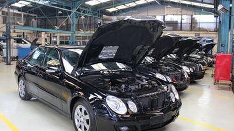 Mercedes-Benz E 200 Compressor 2011 Dilego Rp 180 Juta oleh Blue Bird
