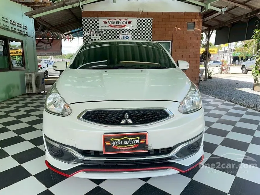 2018 Mitsubishi MIRAGE GLX Hatchback