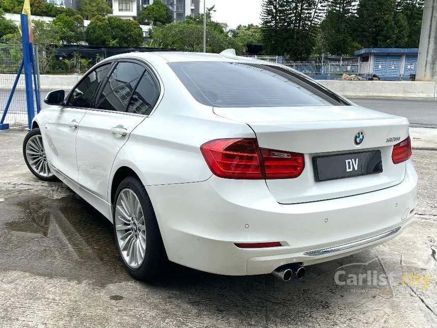 2012 BMW 328i Luxury Line Sedan