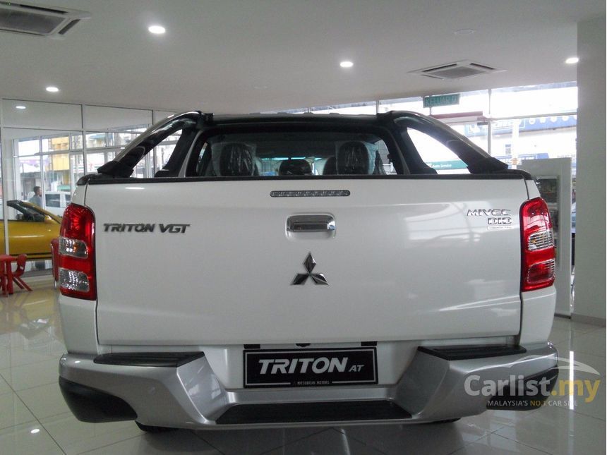 2016 Mitsubishi Triton VGT Dual Cab Pickup Truck