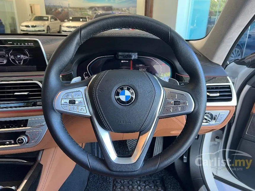 2021 BMW 740Le xDrive Pure Excellence Sedan