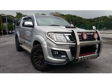 TOYOTA HILUX 2.5 G (A) 4X4 TRD SPORTIVO VNT KING CONDITON LIKE NEW