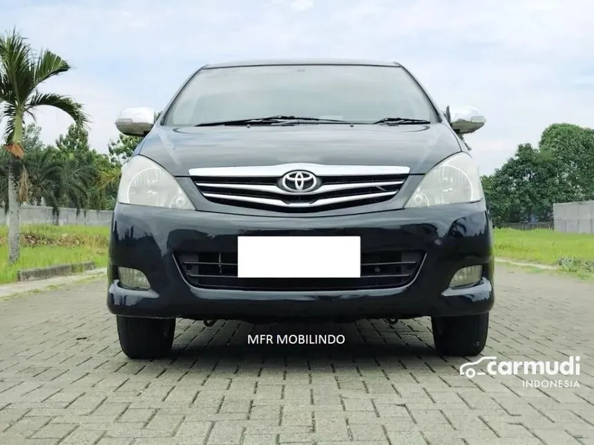 2010 Toyota Kijang Innova V MPV