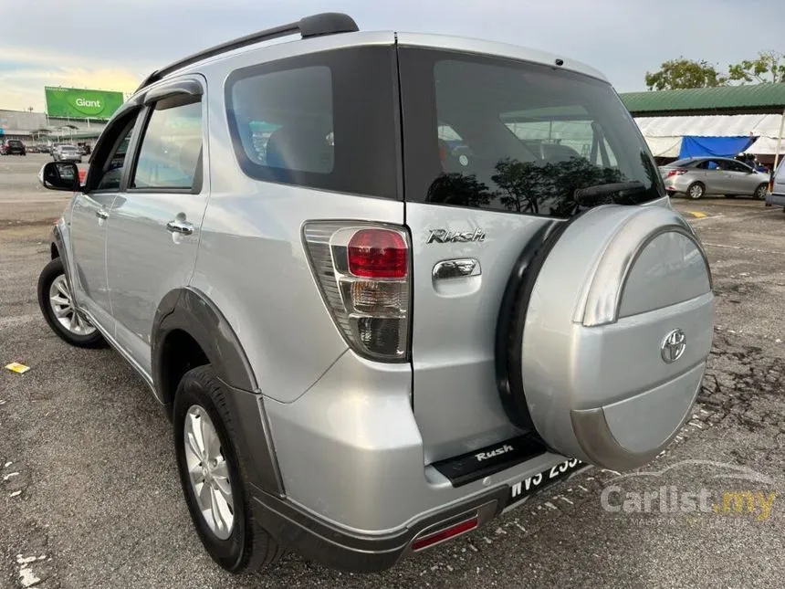 2011 Toyota Rush G SUV