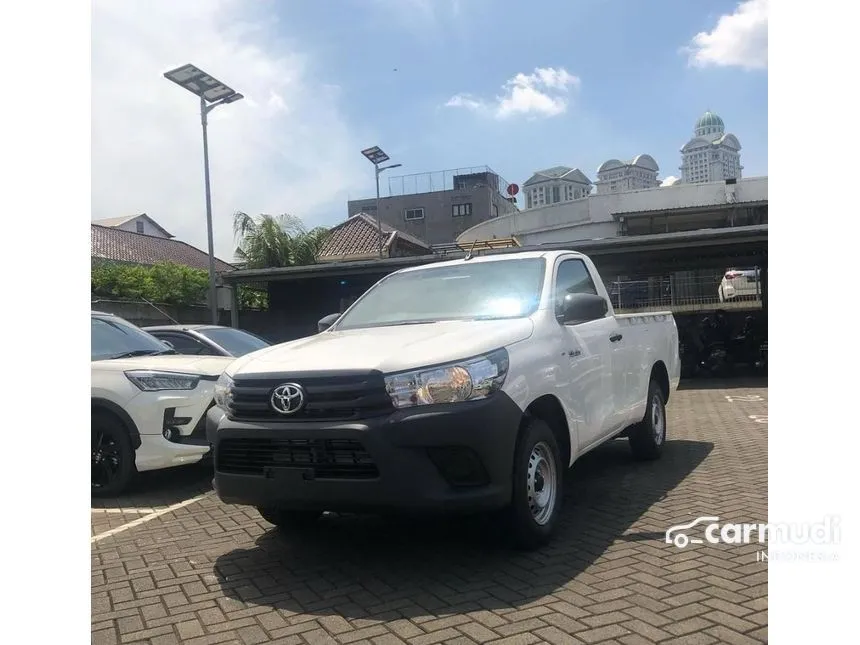 2024 Toyota Hilux Single Cab 4X2 (Gasoline) Pickup