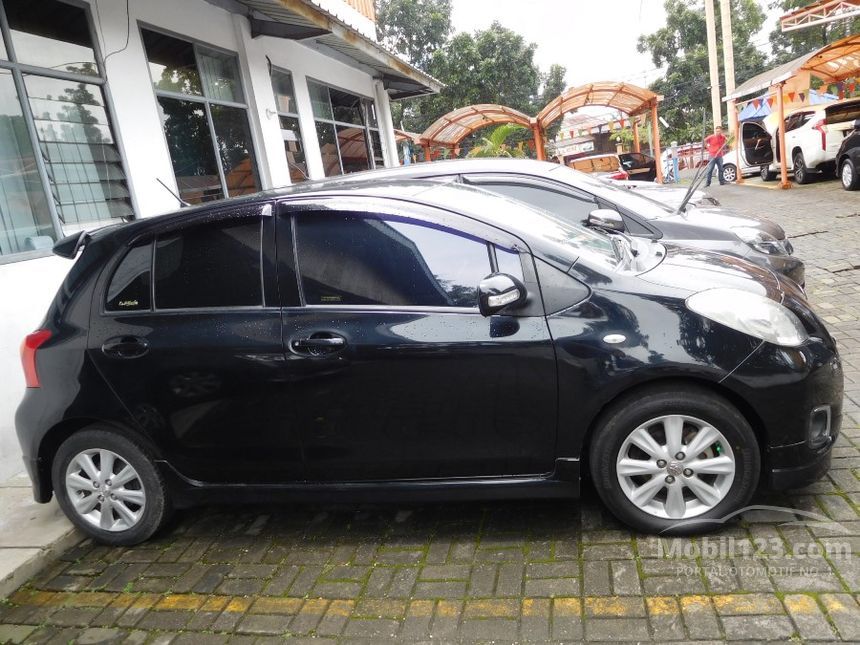 Jual Mobil  Toyota  Yaris  2012 E 1 5 di Jawa Barat Automatic 