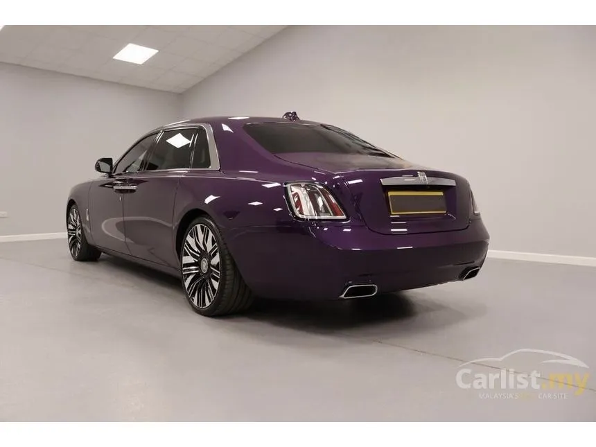 2025 Rolls-Royce Ghost Black Badge Sedan