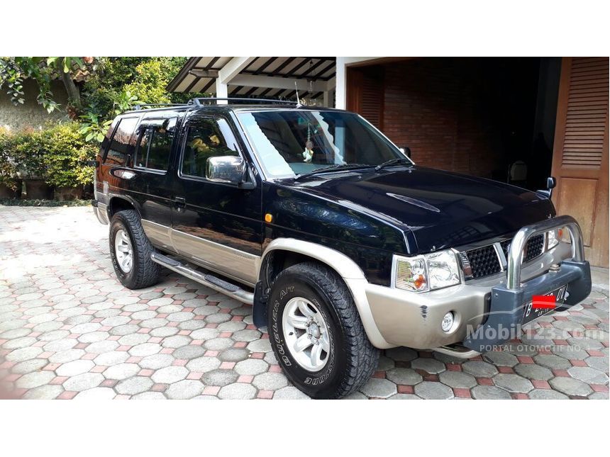 Jual Mobil  Nissan Terrano 2004 Kingsroad K2 2 4 di Banten 